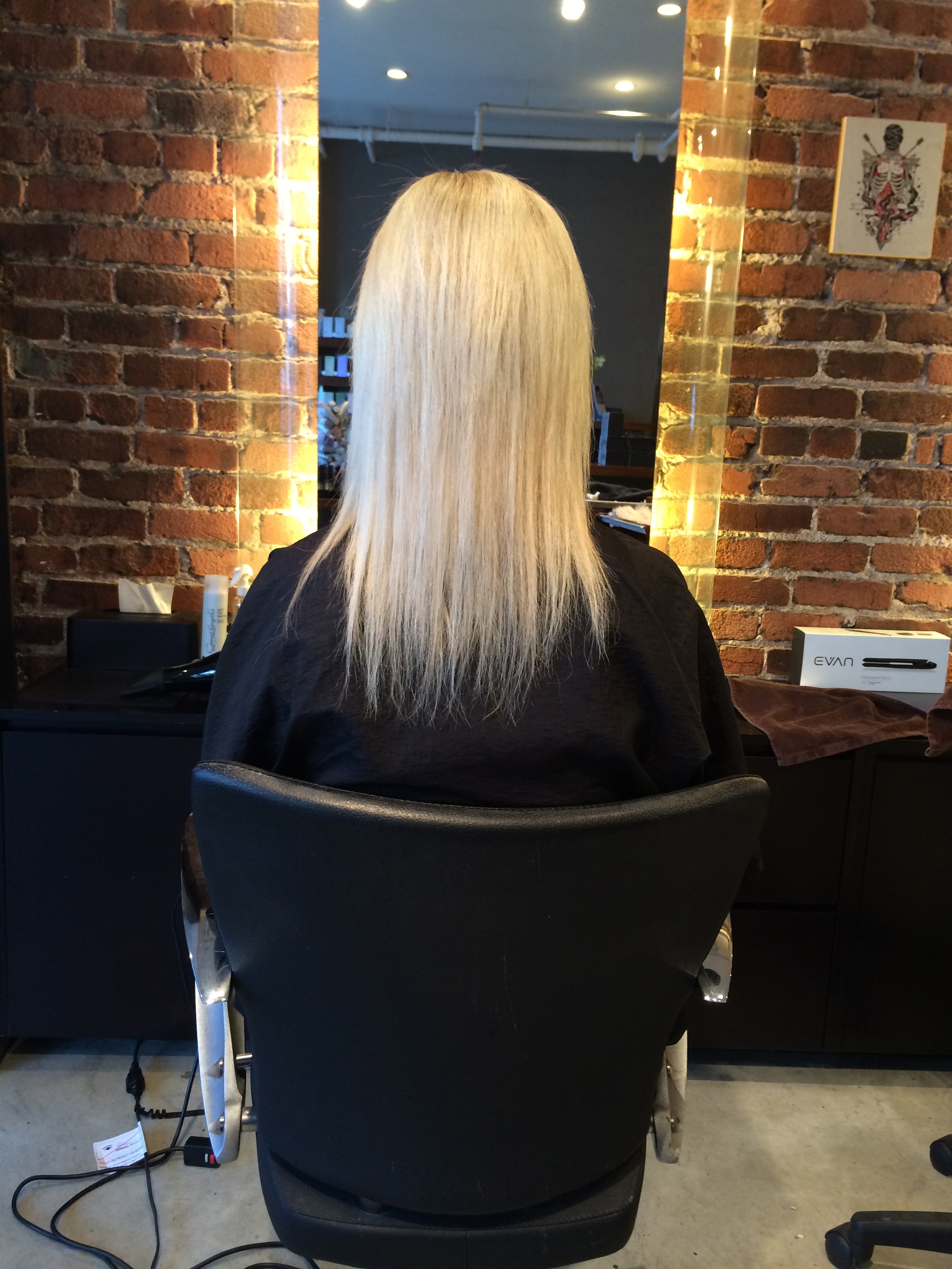 Hair extension result from Lauren’s existing portfolio, photograph 1